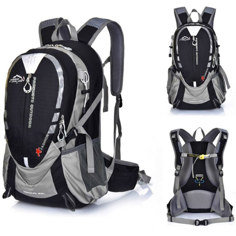 Sac à dos randonnée avec poche à eau 6